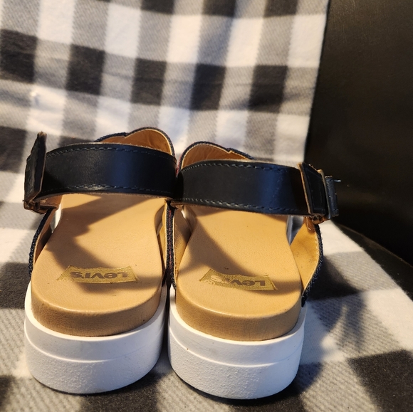 LEVI'S Sandals - Size 8 - Summer Sandals - Sporty Sandals - Red/White/Blue - Picture 5 of 9